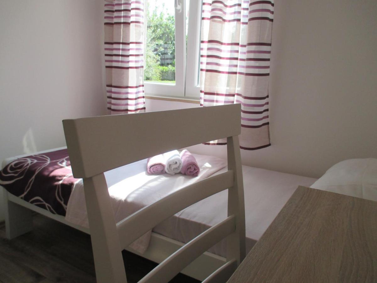 Apartment Near Center,Beach,Bus +Free Parking Zadar Exteriör bild