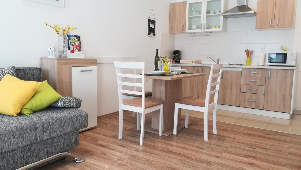 Apartment Near Center,Beach,Bus +Free Parking Zadar Exteriör bild